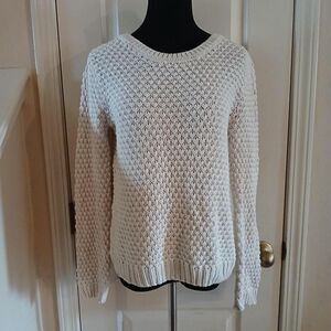 Cream knit crew neck 100% cotton sweater in size medium.